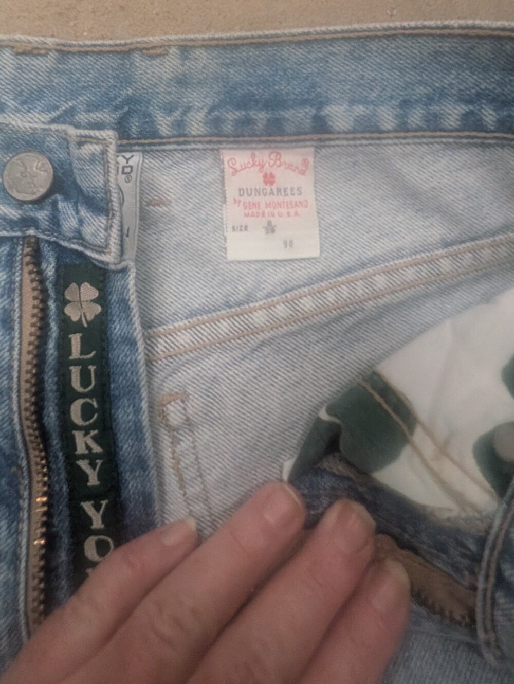 Lucky Brand Light Wash Denim Jeans SHORTS VINTAGE 1990s  90s 8 29